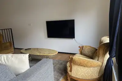 Central Unique Flat #002