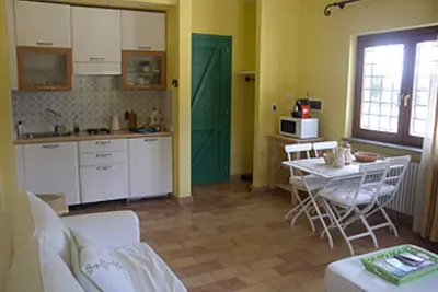 Image de Delicious Apartment inside elegant Farmhouse on shores of Lake Martignano, Rome