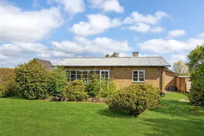 Image de Belle maison à Aakirkeby avec WiFi