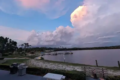 Image de Water front property on private lake minutes from Disney