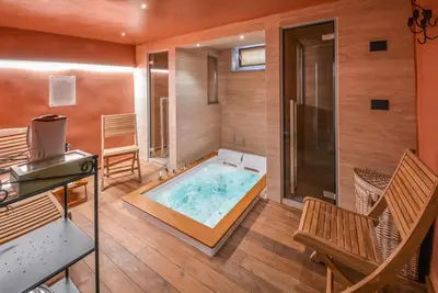 Image de Belle maison à Vérone avec sauna
