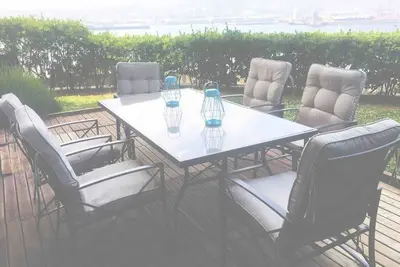 Image de Flat with 160 m of garden, sea views Bilbao-Getxo