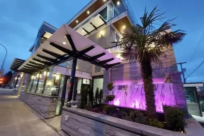 Image de New Luxury 3 Bedroom Townhouse