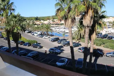 Image de Studio au Cap d'Agde avec terrasse et parking