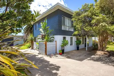 Image de Middle Sea - Pet Friendly - 5 Mins Walk to Beach