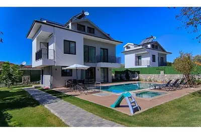 Fethiye Ölüdeniz de 3+1 Lüks Villa