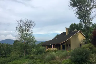 Image de Lexington Va, Vmi, Washington & Lee. 3 full baths, sleeps 10. On Maury River.