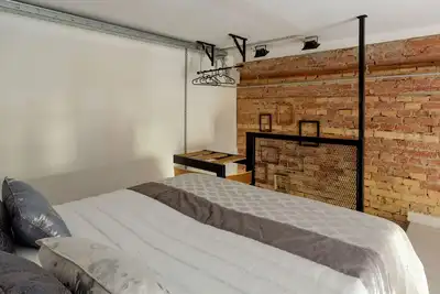 Image de The Address Downtown - Large apartment in the city centre.