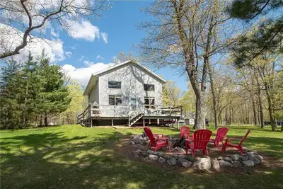 Image de Private cabin on beautiful Long Lake- close to Walker and Longvile