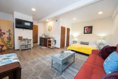 Image de Cozy Studio Close to Downtown and Red Rocks Fully Equipped for an Enjoyable Stay