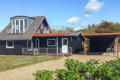 Image de Superbe maison à Tarm avec sauna