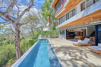 Image de Ocean + jungle Views perched high over Playa Pelada