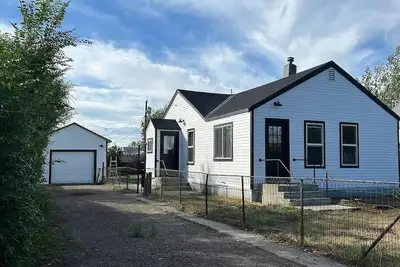 Image de Modern and chic 2 bedroom home near Glacier!
