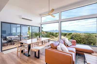 Image de Coast Beachfront Retreat - Freycinet Holiday Houses
