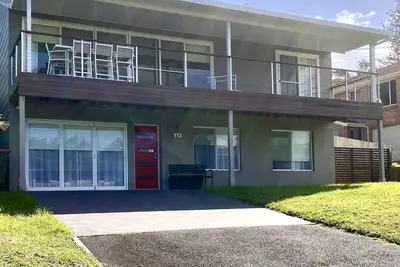 Image de Relaxing & spacious holiday home, 2 minute walk to beach