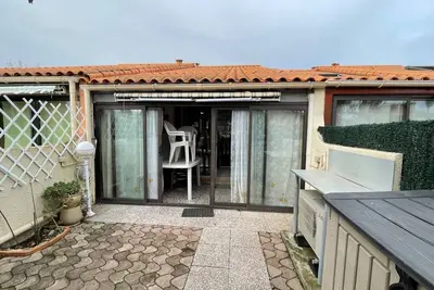 Image de Maison 2 pièces/mezzanine climatisée, 6 couchages, proche mer avec terrasse et parking privé