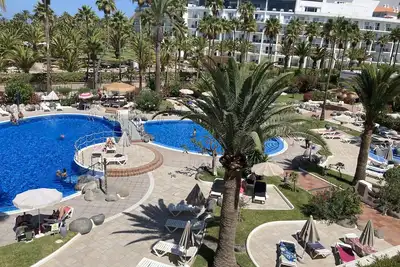 Image de Altamira Costa Adeje, Playa Del Duque Tenerife\nBeach location. Wifi included