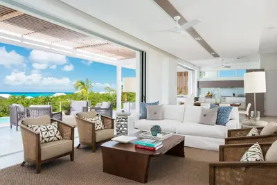 Image de Beach Enclave North Shore Villa 2 – 5br Beachfront