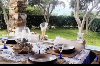 Baia del Corsaro, villa a few meters from the beach