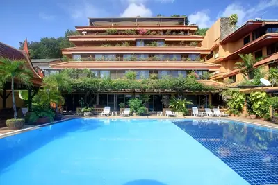Kata-Karon beaches + Pool in Paradise