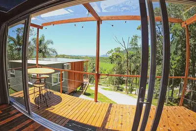 Casa de Vidro - Hospedar com Propósito