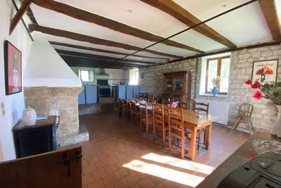 Image de A typical well equipped quercy stone house, set in superb countryside