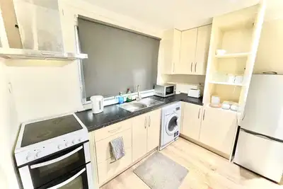 Image de Spacious & Pristine Ground Floor flat Nr. Heathrow