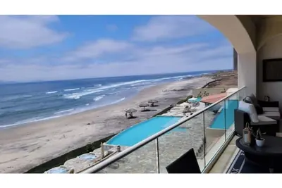 Image de New Rosarito Mx Beachfront Gem w/ 24 hour security - 9 Min to town