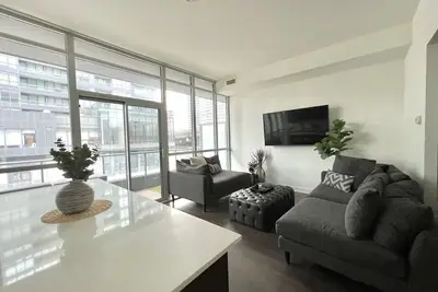 Image de Trendy Condo Downtown Toronto