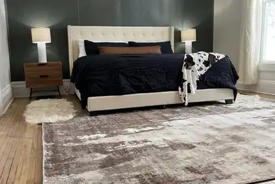 Image de Fancy Homes Manistee B with lake view