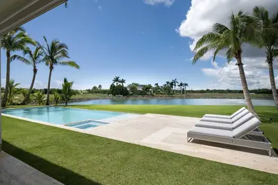 Image de Luxury House w\/Lake View and Pool in Casa de Campo