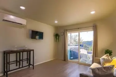 Image de 1 Bed | Private Waterfront Tiny Home w/ Hot Tub! | 3a, Private Waterfront Tiny Home w/ Hot Tub! | 3a
