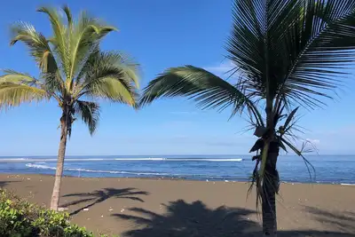 Image de Bungalow, 10 min à pied de la plage de l'Etang-Salé les Bains, 2 à 4 personnes.