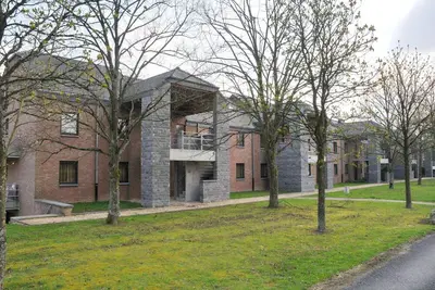 Image de Maison moderne au rez-de-chaussée avec terrasse