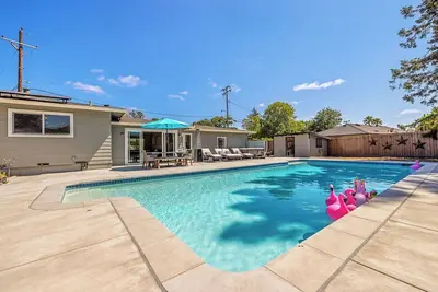 Image de Happy House Getaway – Pool, Hot Tub & Chef’s Kitchen in Wine Country