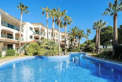 Image de Appartement Holdiday \"Costa Linda 1\" avec vue sur la mer, piscine et Wi-Fi.