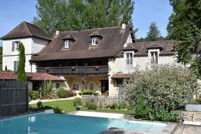 Image de Appartement très spacieux en rez de jardin proche piscine Grand Périgueux