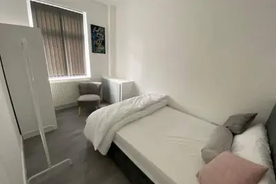 Image de 3 Double Bedroom House