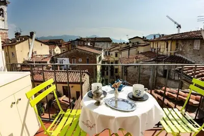 Image de Appartement de vacances Lucca (Stadt) pour 1 - 6 personnes avec 3 chambres à coucher - Appartement d