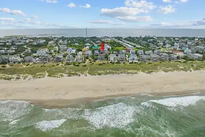 Image de Summer Savings - Oceanfront Home in Waves with Pool, Hot Tub, and Game Room
