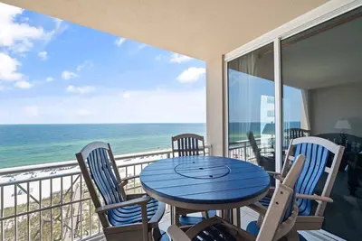 Image de Indigo West 703- New Listing with Amazing Gulf Views!