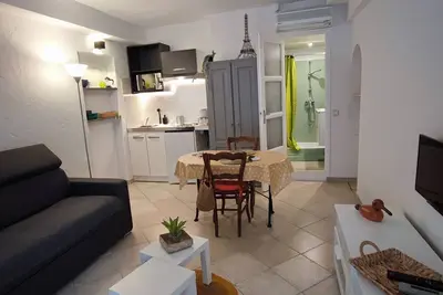 Image de Studio de plain-pied dans propriété