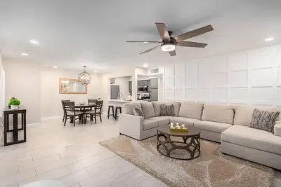 Image de 2 Bed Litchfield Park Condo near State Farm Stadium