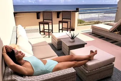 Image de #22 Breezy Beachfront Penthouse at Jobos Beach