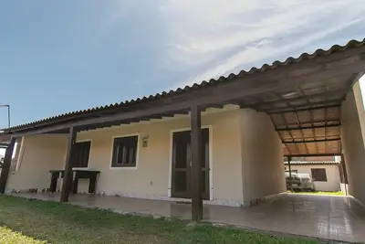 Image de Casa com churrasqueira próx à Praia de Cidreira/Rs