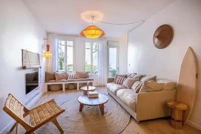 Image de Maison LÉON, Maison de charme avec jardin clos.