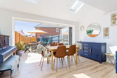 Image de Modern, bright, 3 bed home w\/ garden in stunning Sussex location