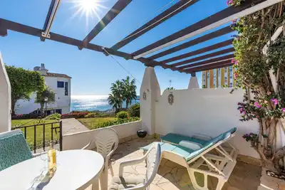 Image de Calahonda Beach Ii First line beach apartment in Calahonda