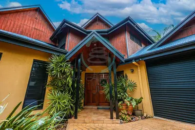 Image de ZenLux (Durack) Picturesque & Tranquil ~ Pool ~ Bbq ~ Golf Course!