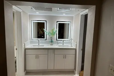 Image de Newly Remodeled Resort-Style 3 Bed 2 Bath Phoenix Condo